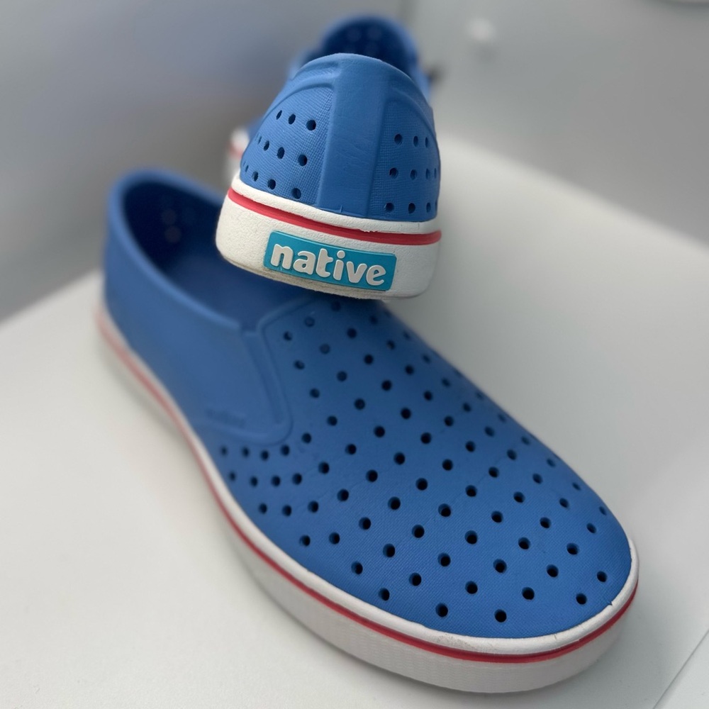 Native Miles Wanderfoam Perforated Blue and White Slip-Ons